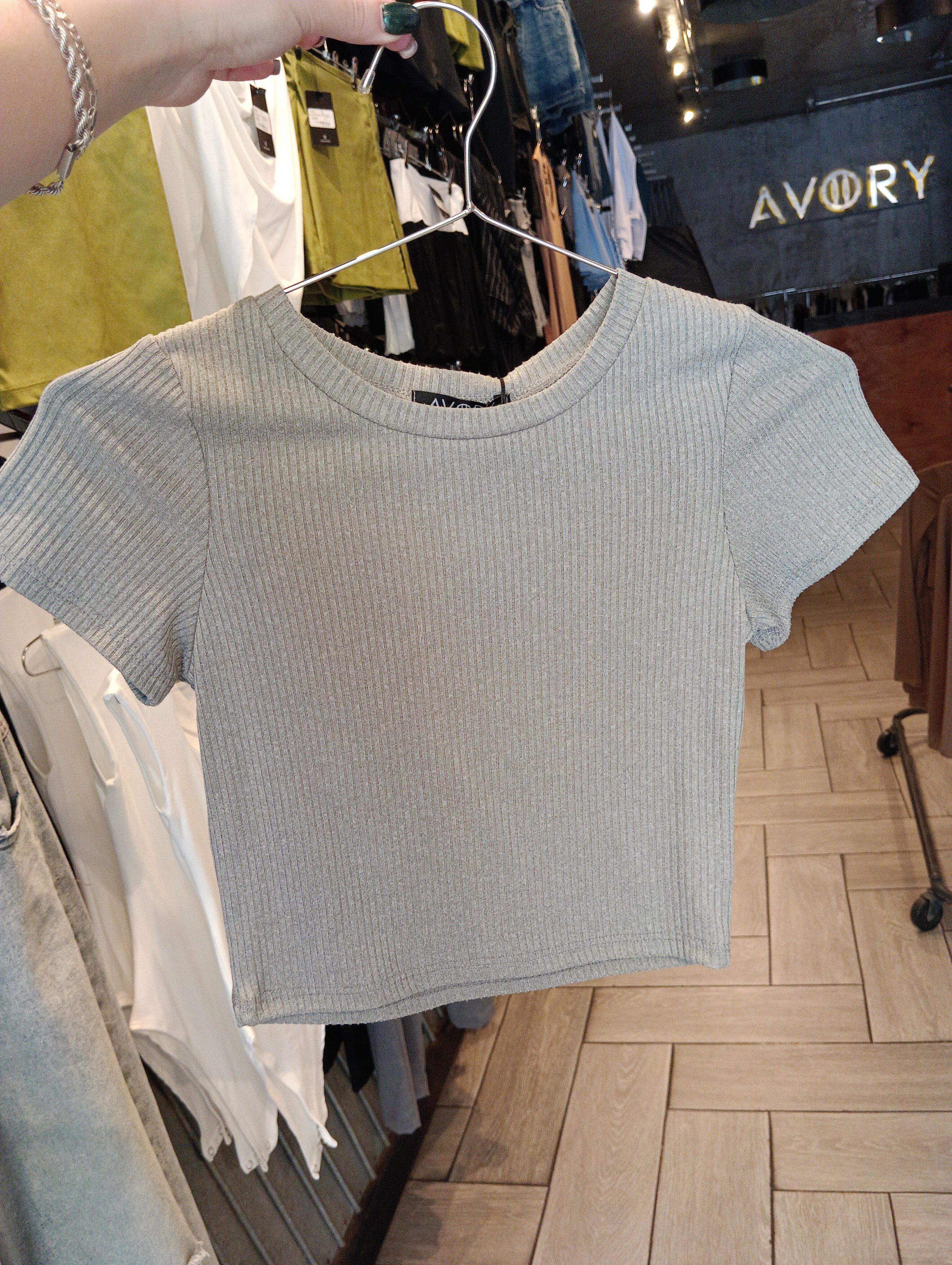Blusa crop rib